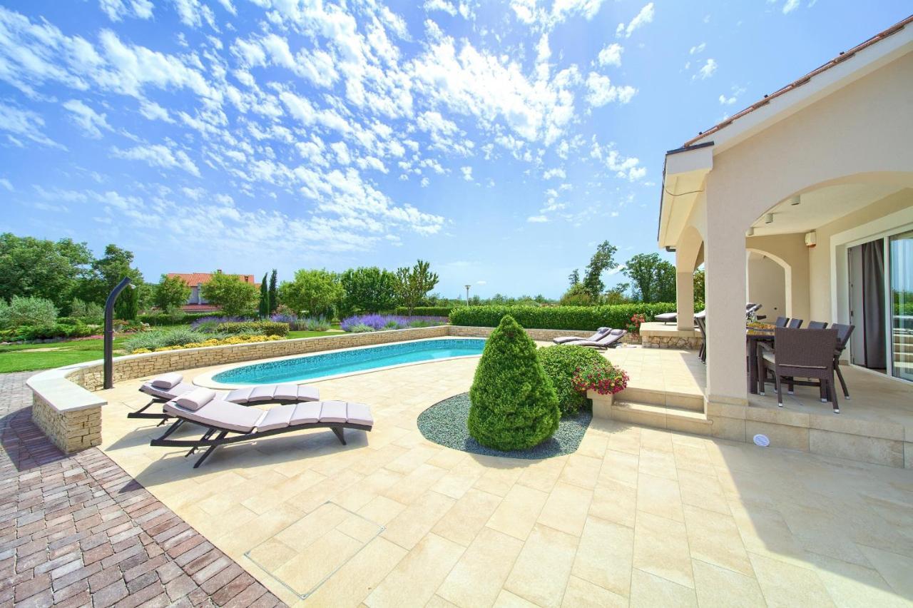 Villa Gardena Vrh  Esterno foto