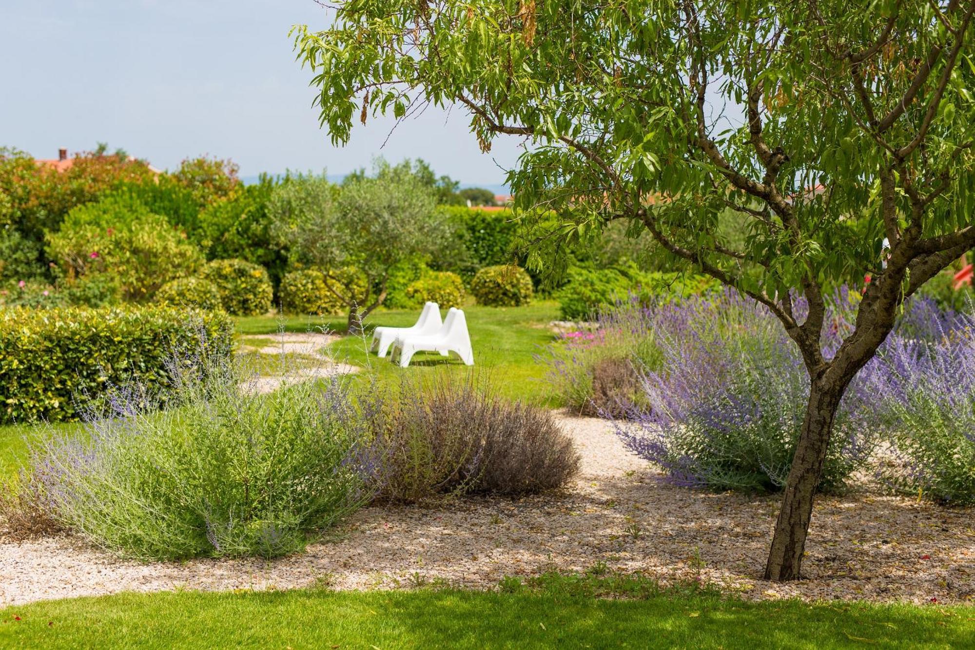 Villa Gardena Vrh  Esterno foto