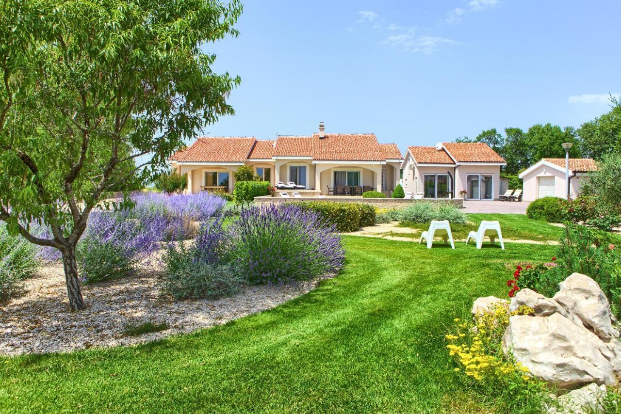 Villa Gardena Vrh  Esterno foto